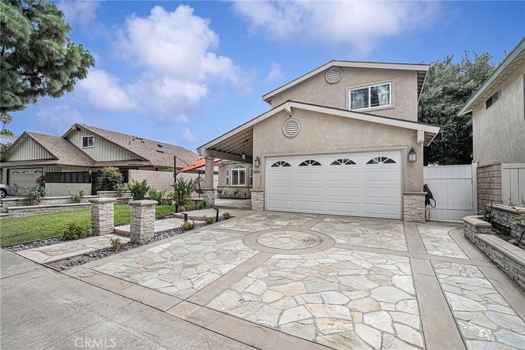 MLS #OC26197559 image #0
