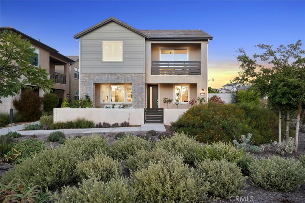 MLS #OC26197690 image #0