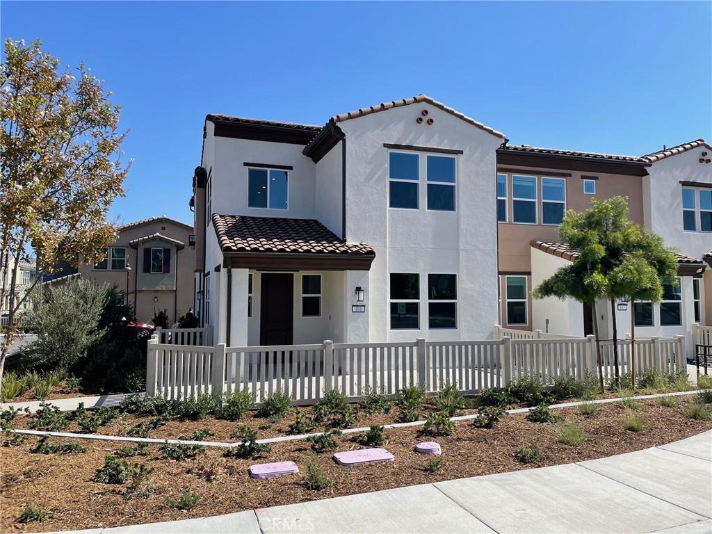 MLS #OC26198332 image #0