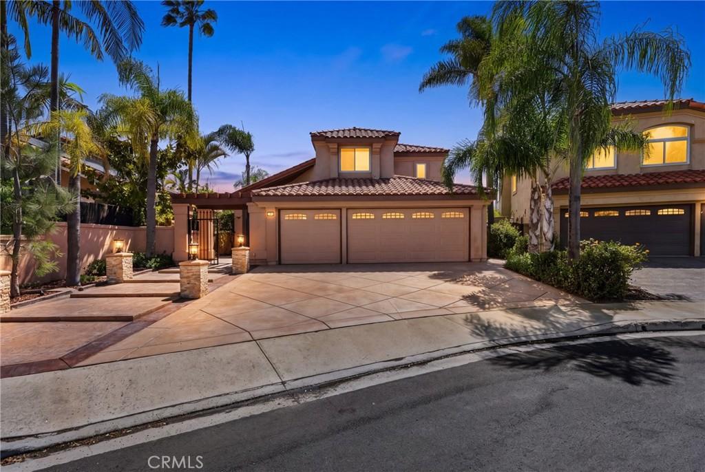 MLS #OC26198621 image #0