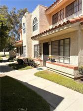 MLS #OC26198740 image #0