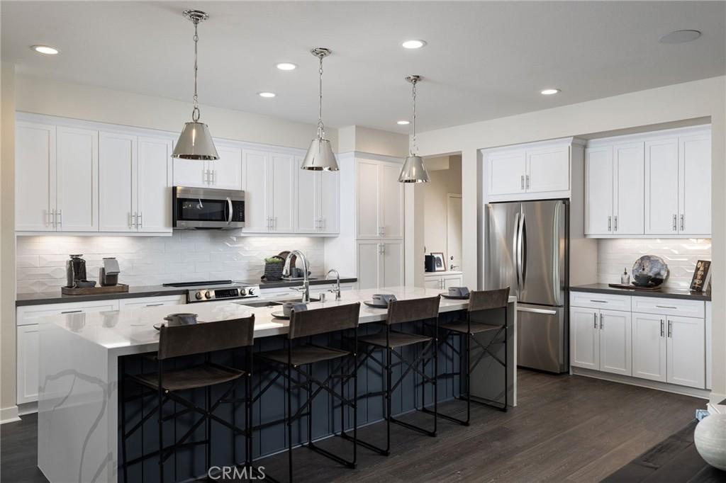 MLS #OC26198769 image #0