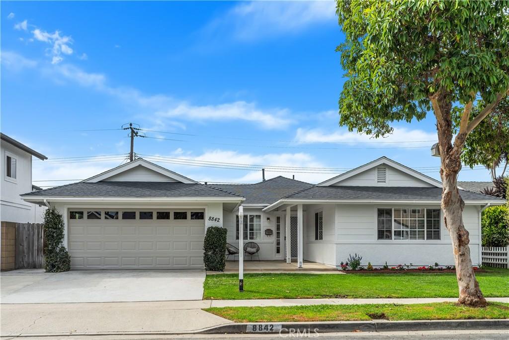 MLS #OC26198871 image #0