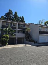 MLS #OC26199052 image #0