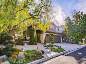 MLS #OC26199126 image #0