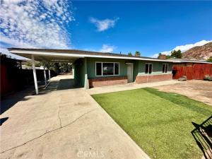 MLS #OC26199281 image #0