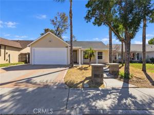 MLS #OC26199293 image #0