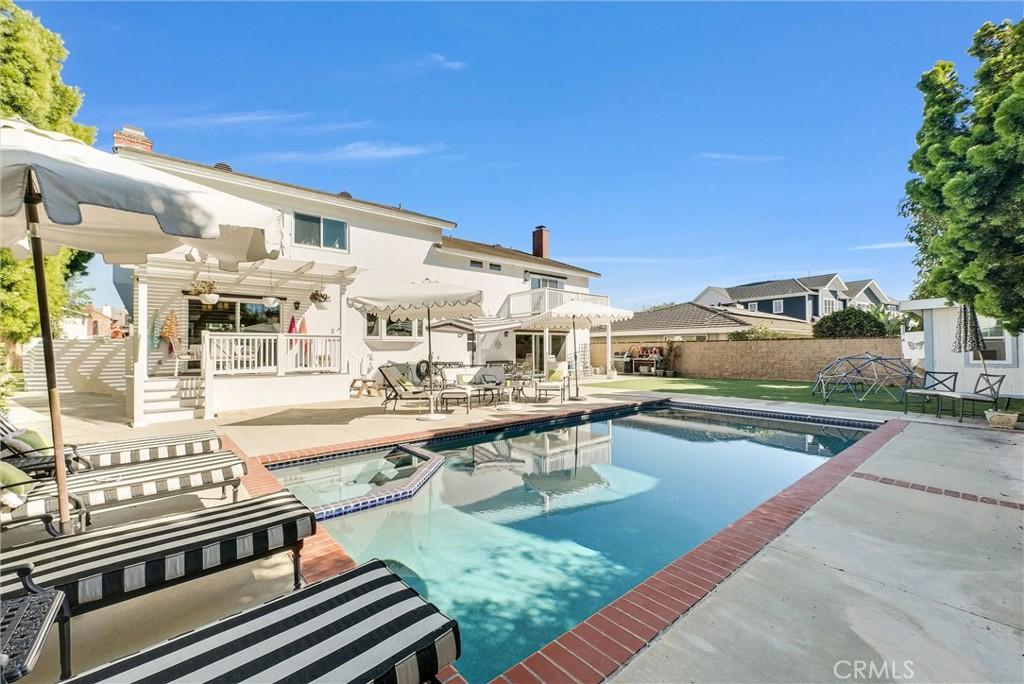 MLS #OC26199429 image #0