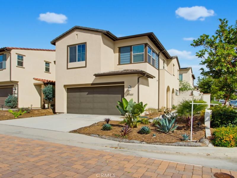 MLS #OC26199559 image #0
