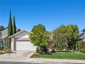 MLS #OC26199966 image #0