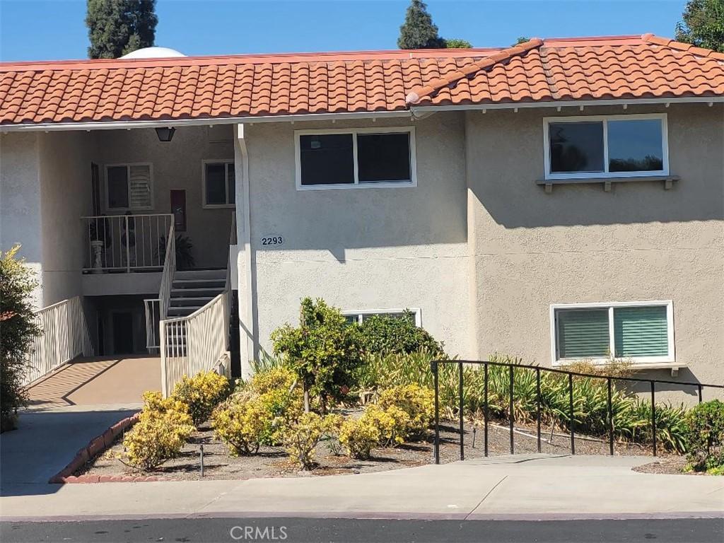 MLS #OC26200017 image #0