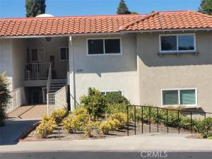 MLS #OC26200017 image #0