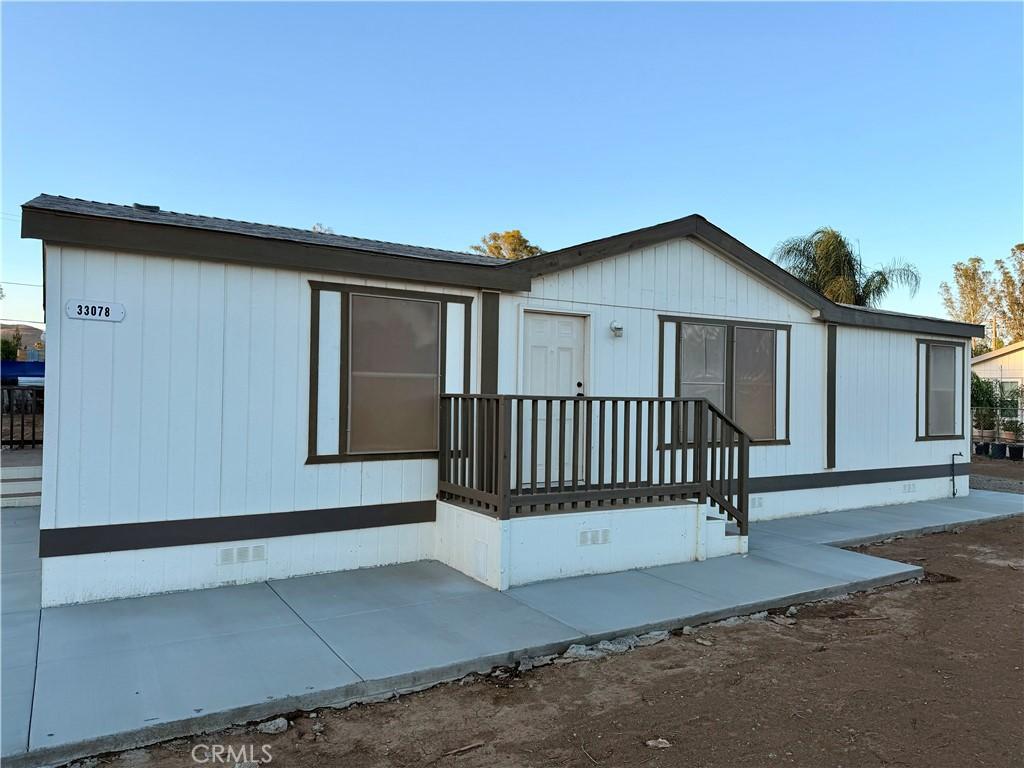 MLS #OC26200037 image #0