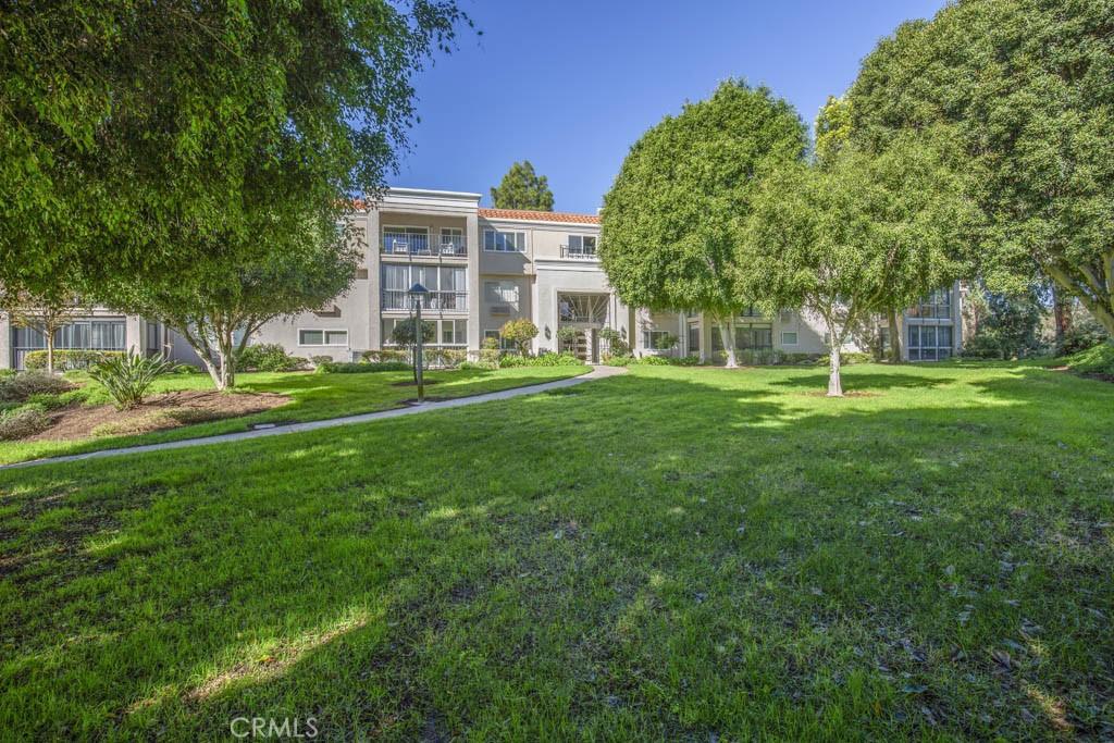 MLS #OC26200062 image #0