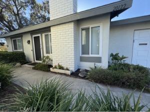 MLS #OC26200103 image #0