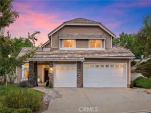 MLS #OC26200286 image #0