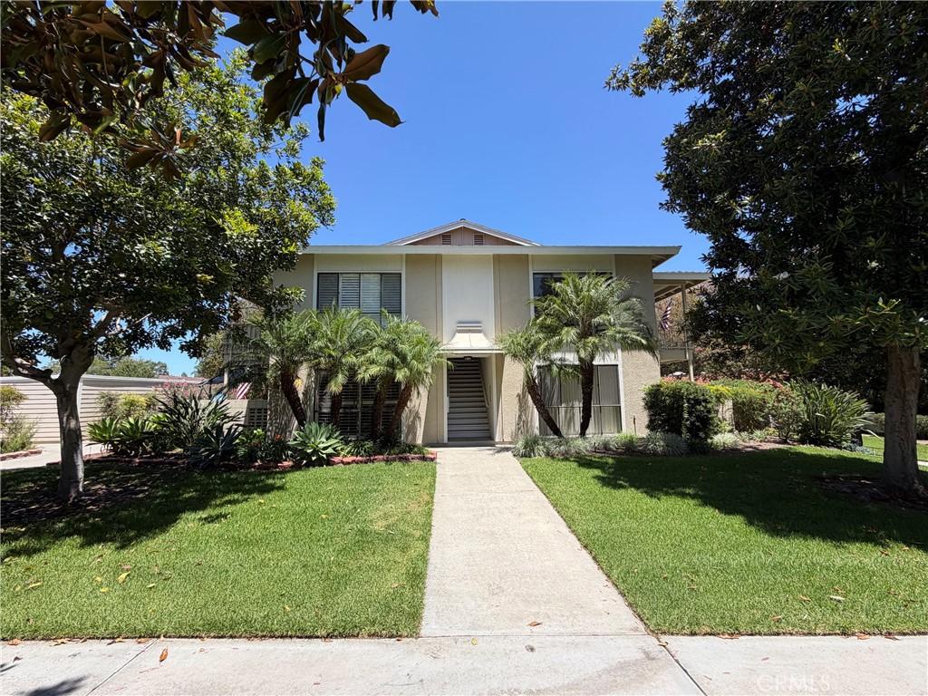 MLS #OC26200336 image #0