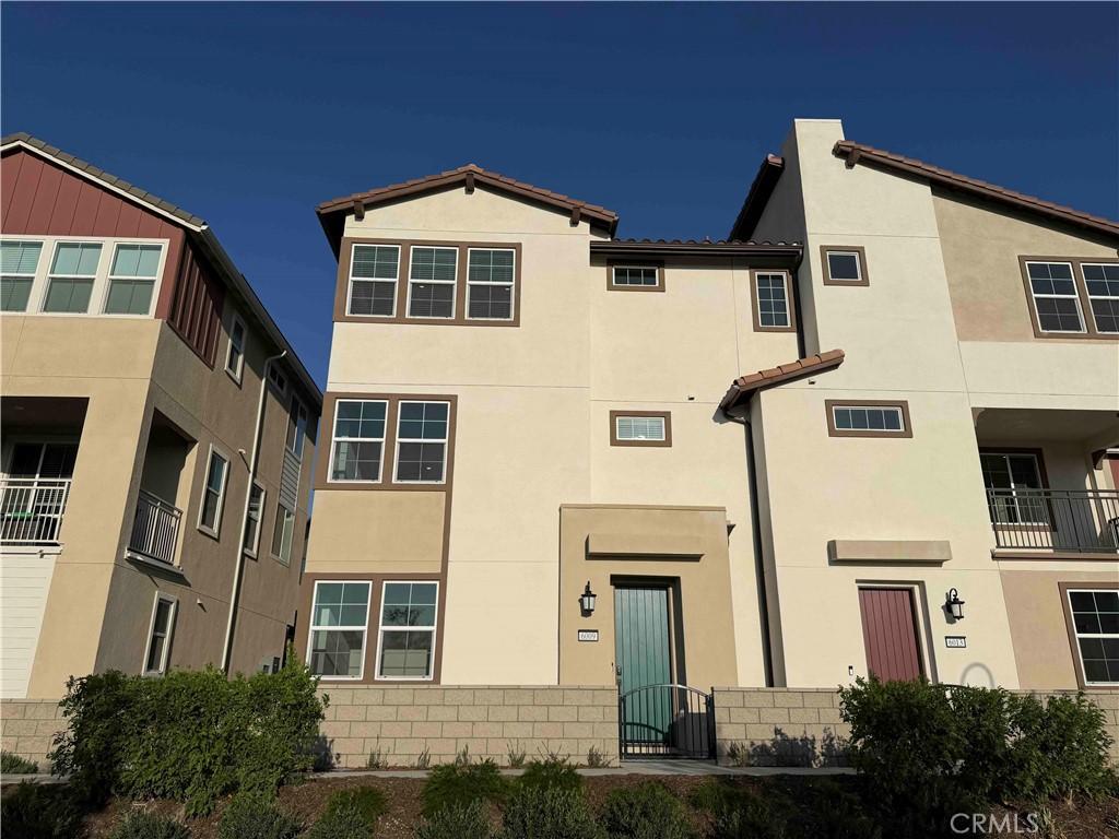 MLS #OC26200531 image #0