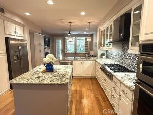MLS #OC26200683 image #0