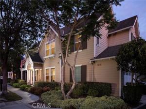 MLS #OC26200752 image #0