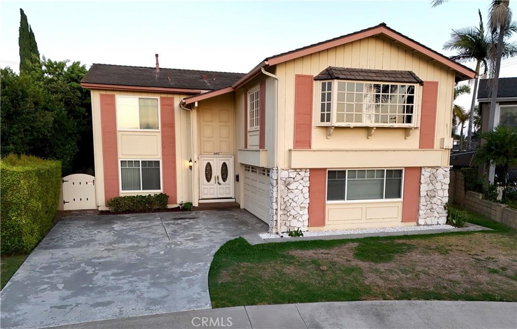 16452 Whittier LN Huntington Beach CA 92647 | MLS #OC26201388 45 MLS #OC26201388 image #0