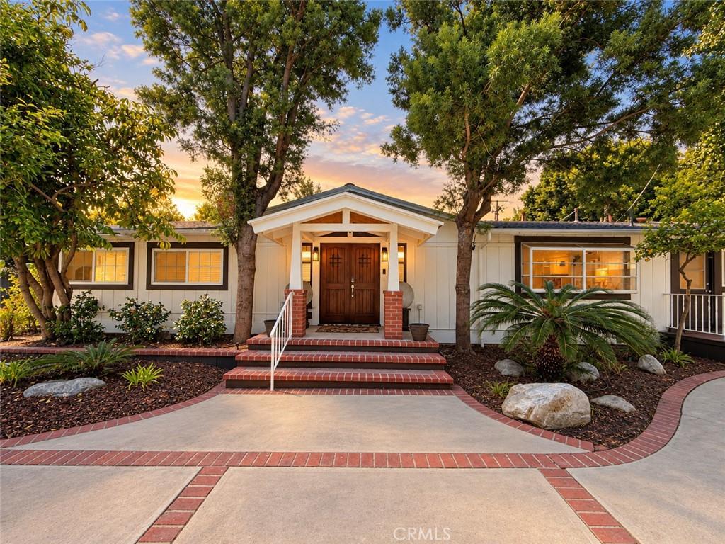 MLS #OC26194885 image #0