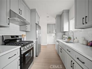 MLS #OC26201854 image #0