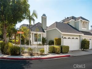MLS #OC26201907 image #0