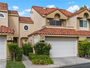 MLS #OC26202236 image #0