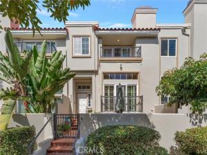 MLS #OC26202812 image #0