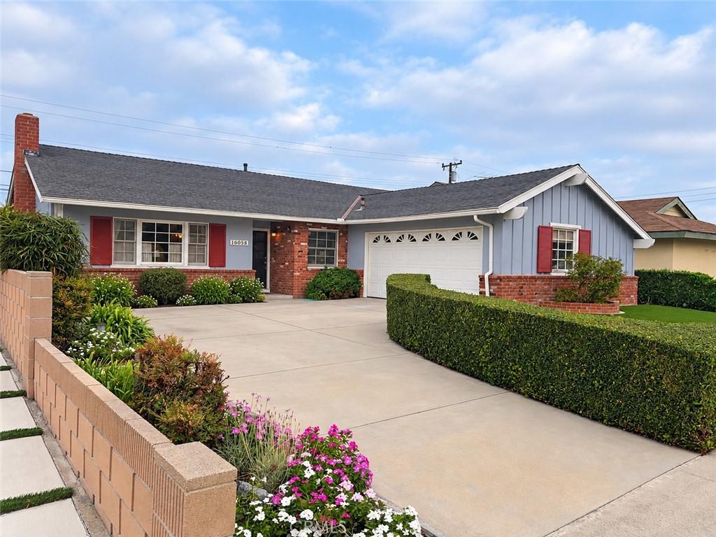 MLS #OC26203061 image #0
