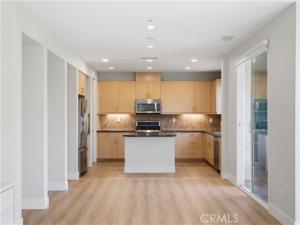MLS #OC26203088 image #0
