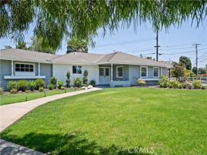 MLS #OC26203155 image #0