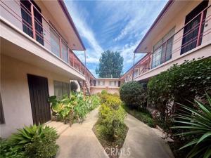 MLS #OC26203184 image #0
