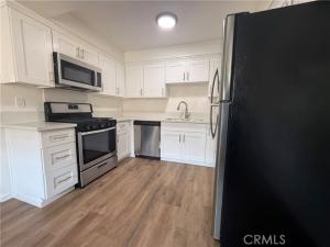 MLS #OC26203339 image #0