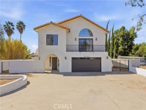 MLS #OC26203892 image #0