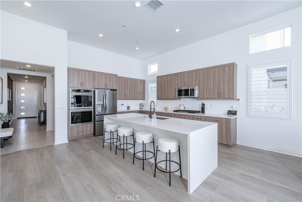 MLS #OC26204196 image #0