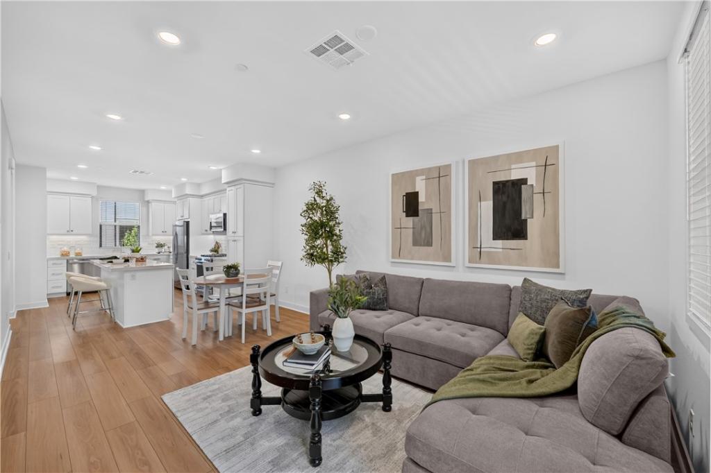 MLS #OC26204521 image #0