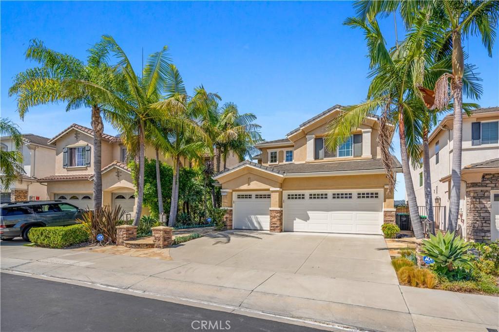 MLS #OC26205345 image #0