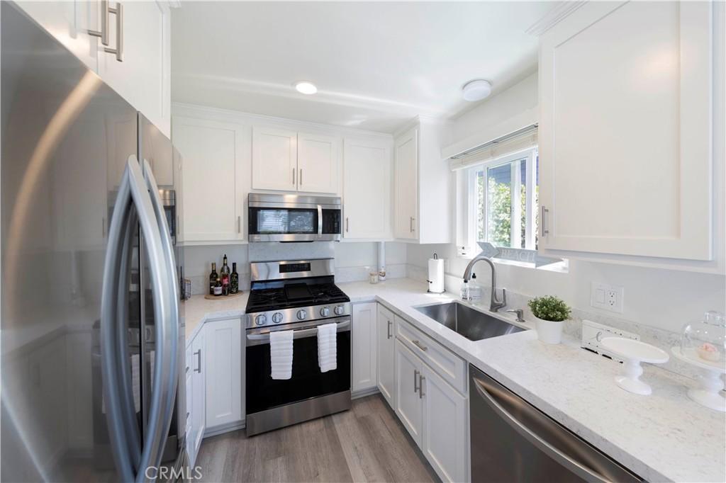 MLS #OC26144708 image #0