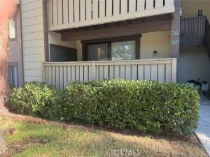 MLS #OC26205472 image #0