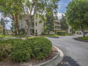 MLS #OC26205551 image #0