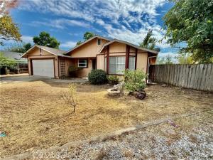 MLS #OC26205772 image #0