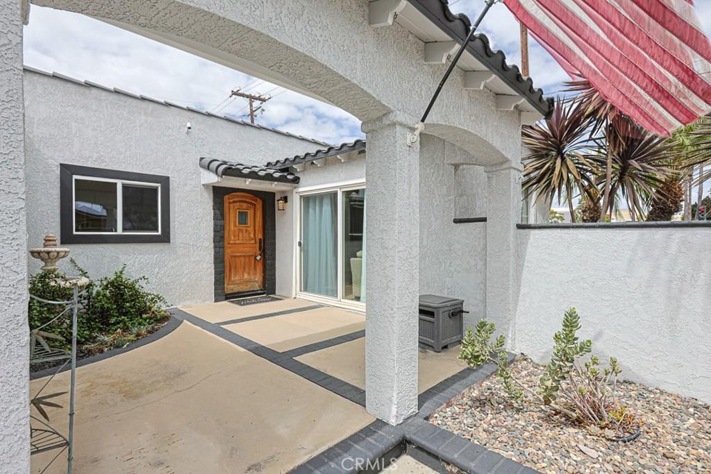 MLS #OC26205882 image #0