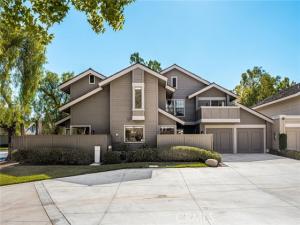 MLS #OC26206140 image #0