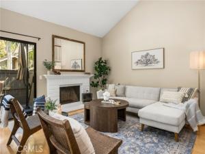 MLS #OC26206140 image #0