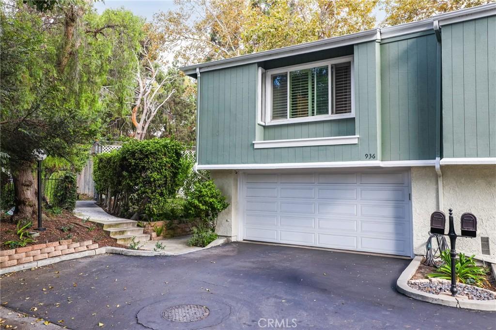 MLS #OC26206396 image #0
