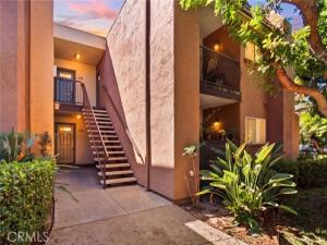 MLS #OC26206426 image #0