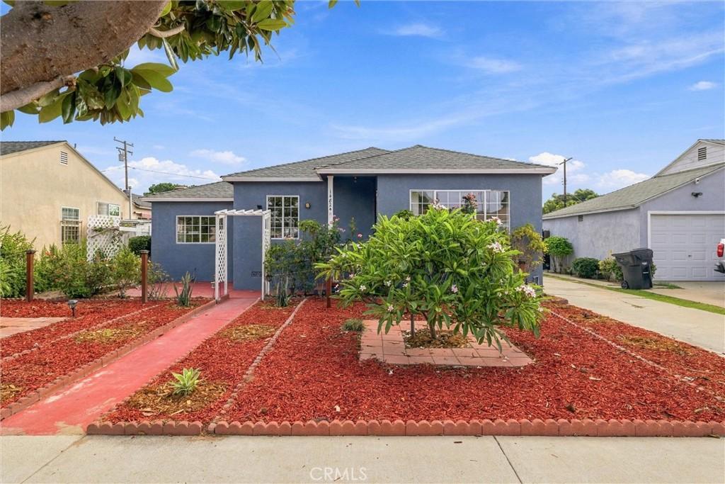 MLS #OC26206719 image #0