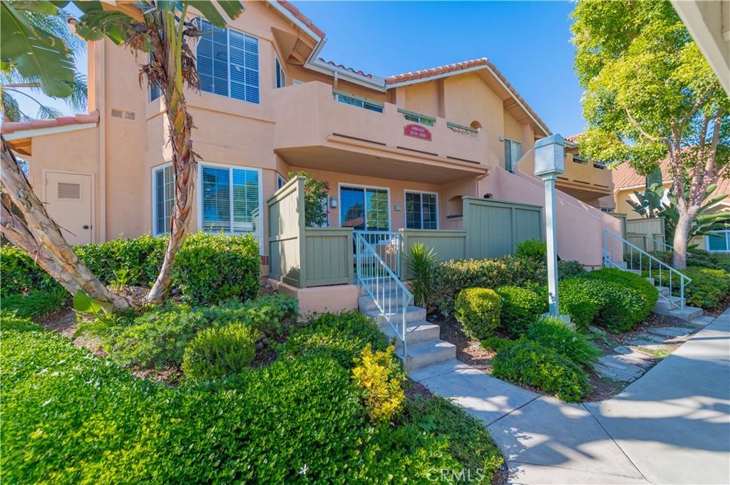 MLS #OC26191626 image #0